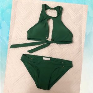 Robin Piccone bikini top and botton (Green)